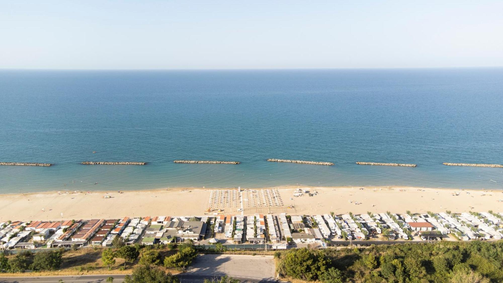 Camping Norina Pesaro Exterior photo